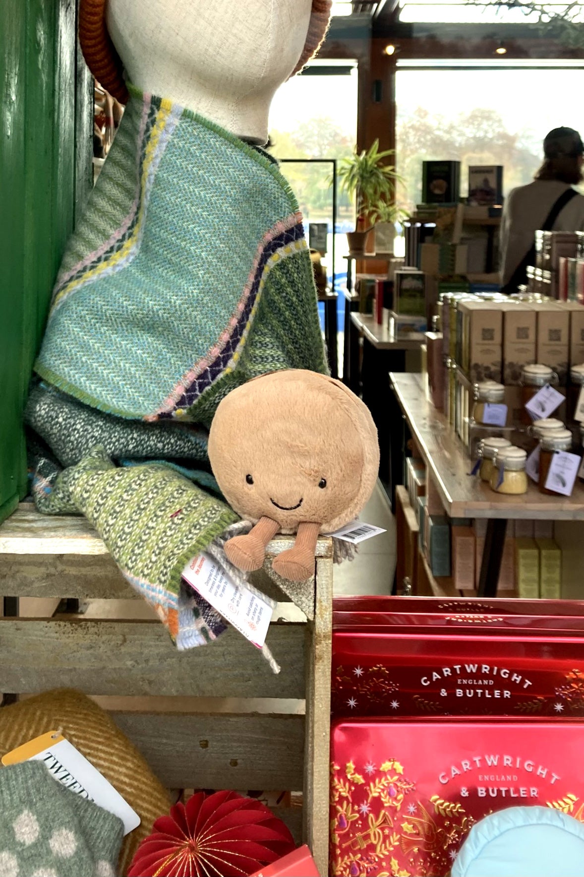 Jellycat Amuseables Mona Macaron