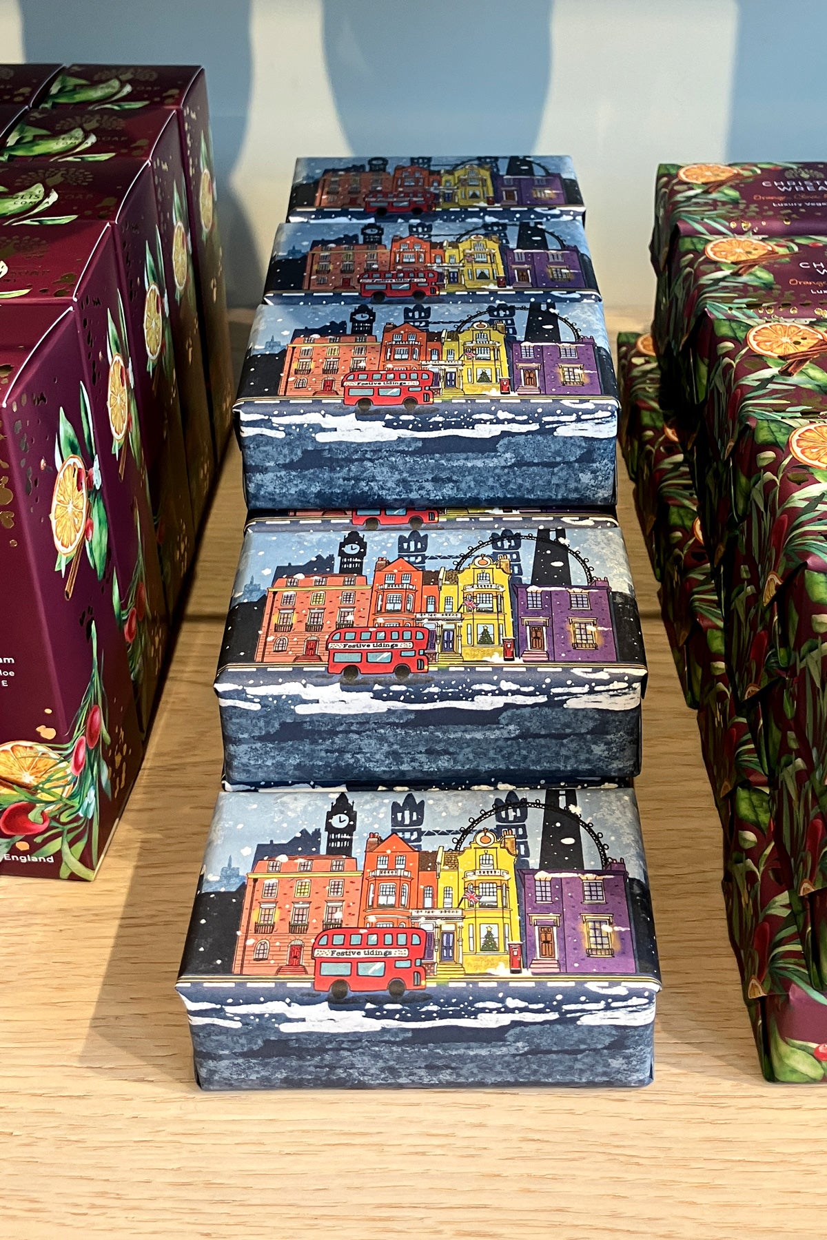 London In Winter Christmas Soap 190g