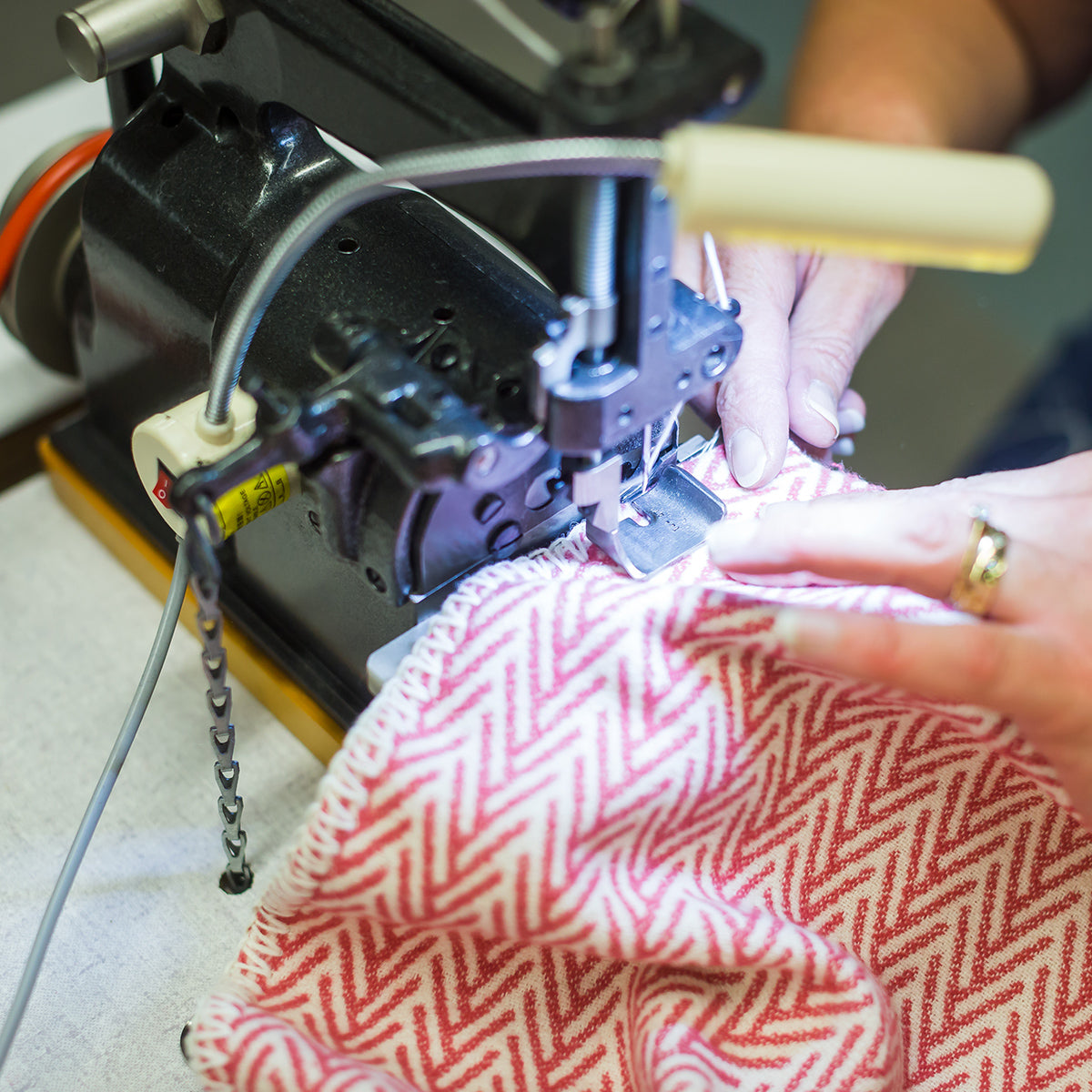 Tweedmill stitching edge