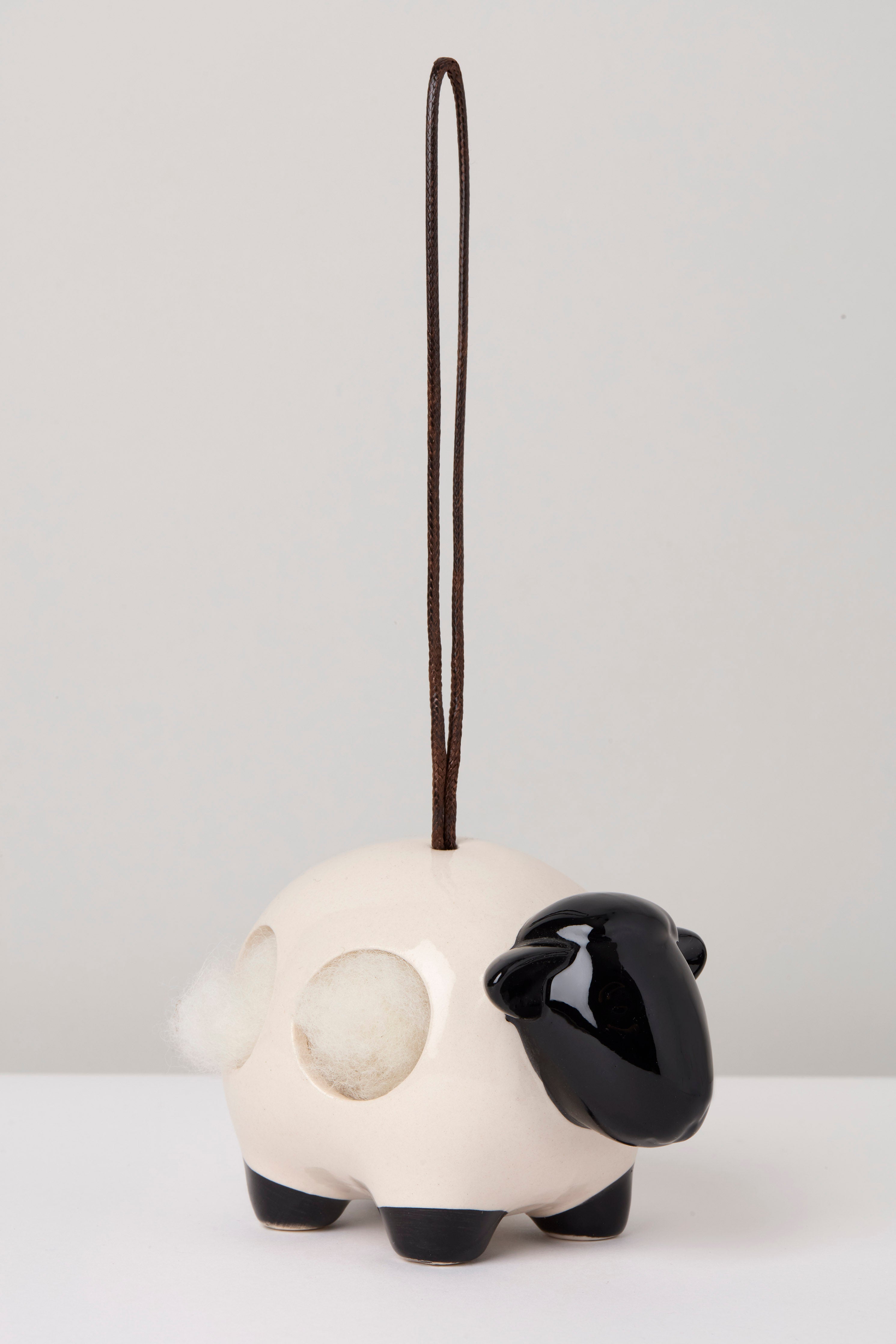 Ceramic Sheep Wool Nesting Hanger