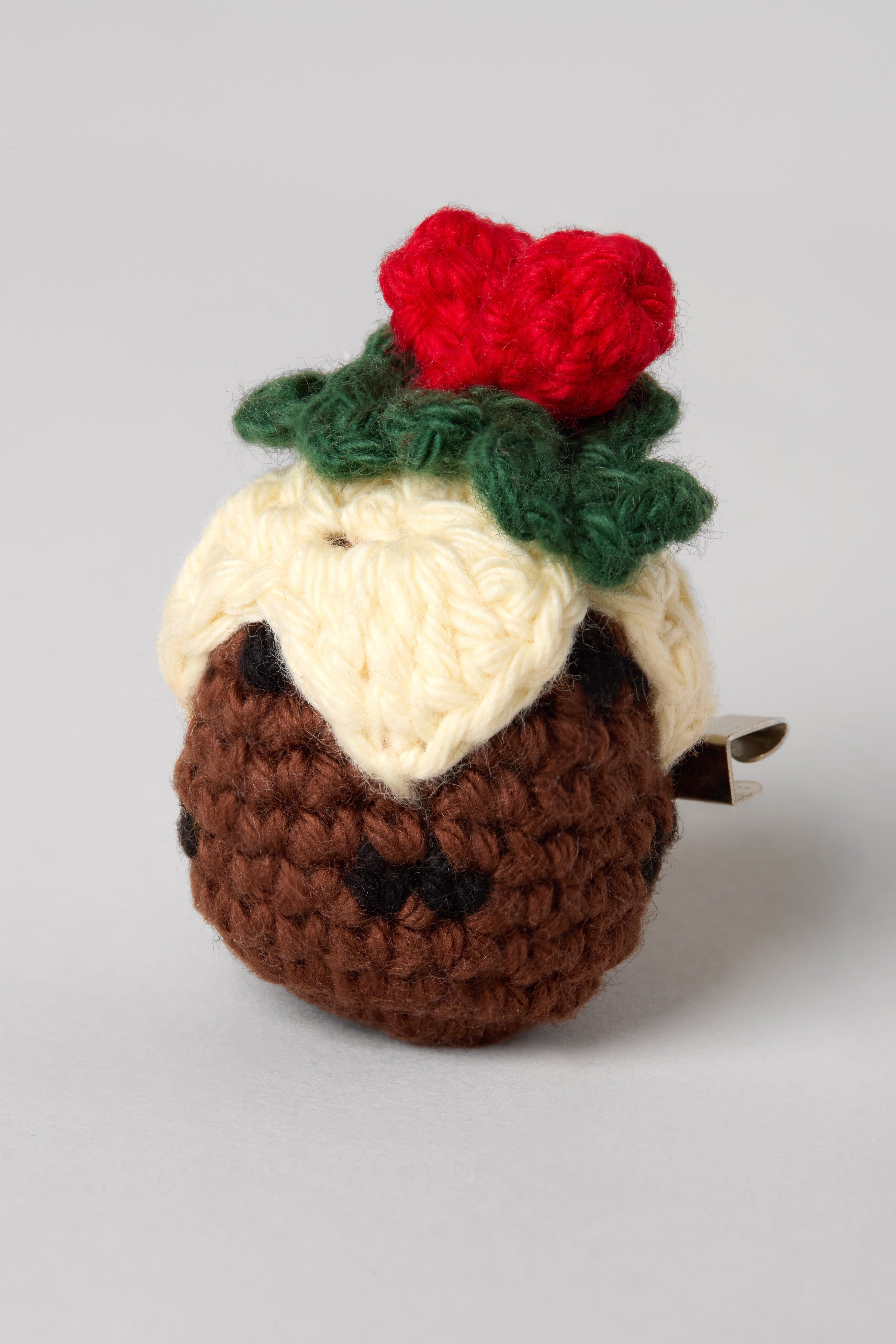 Christmas Pudding Crocheted Brooch