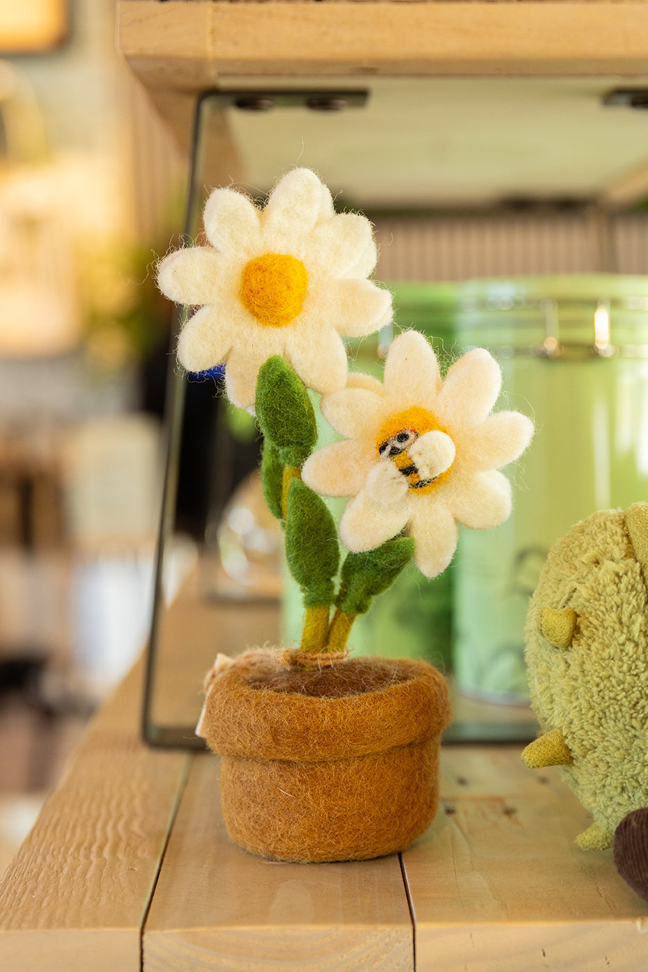 Felt Daisy in Pot Hanging Decoration