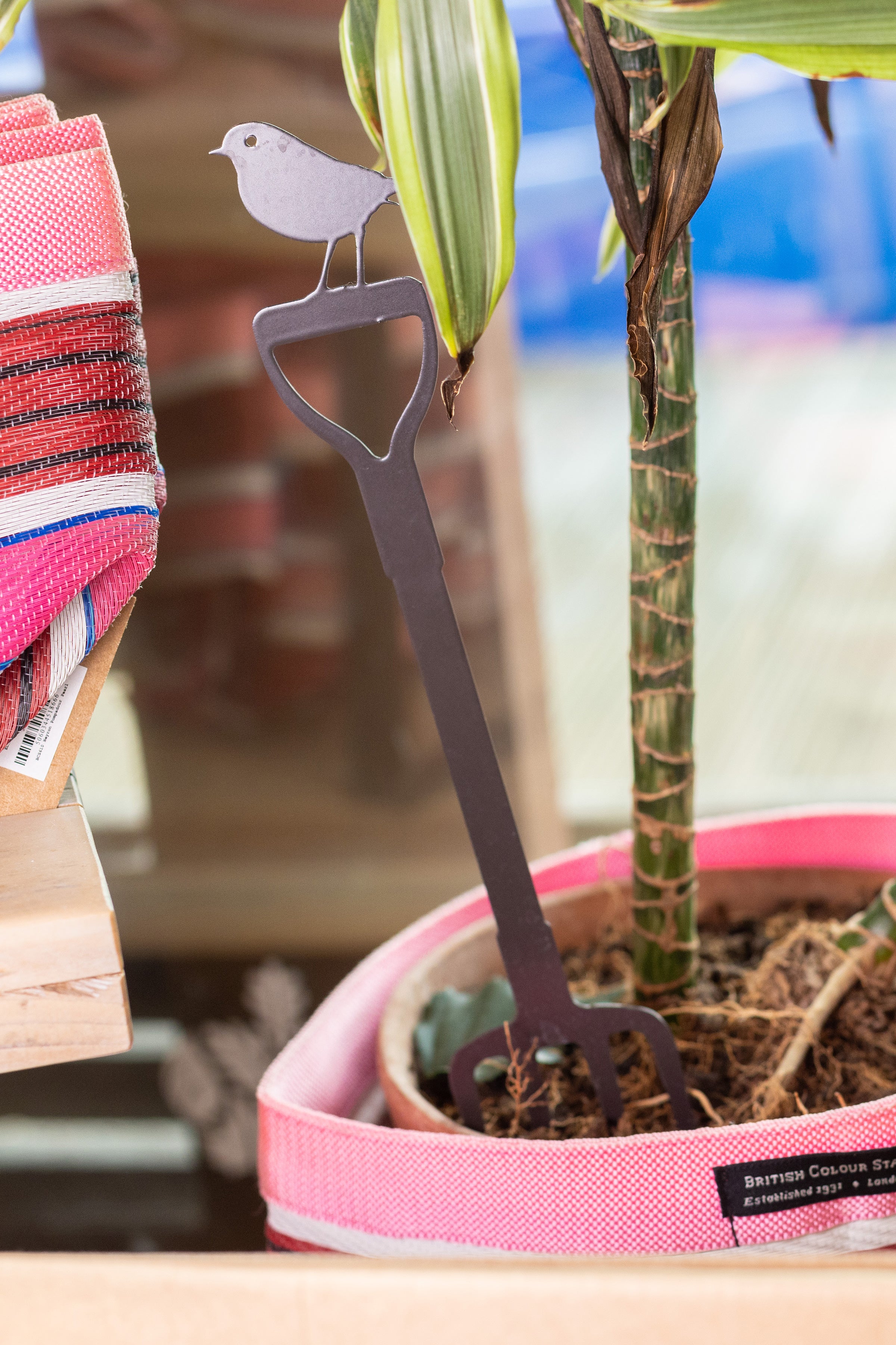 Robin on a Fork Pot Stem