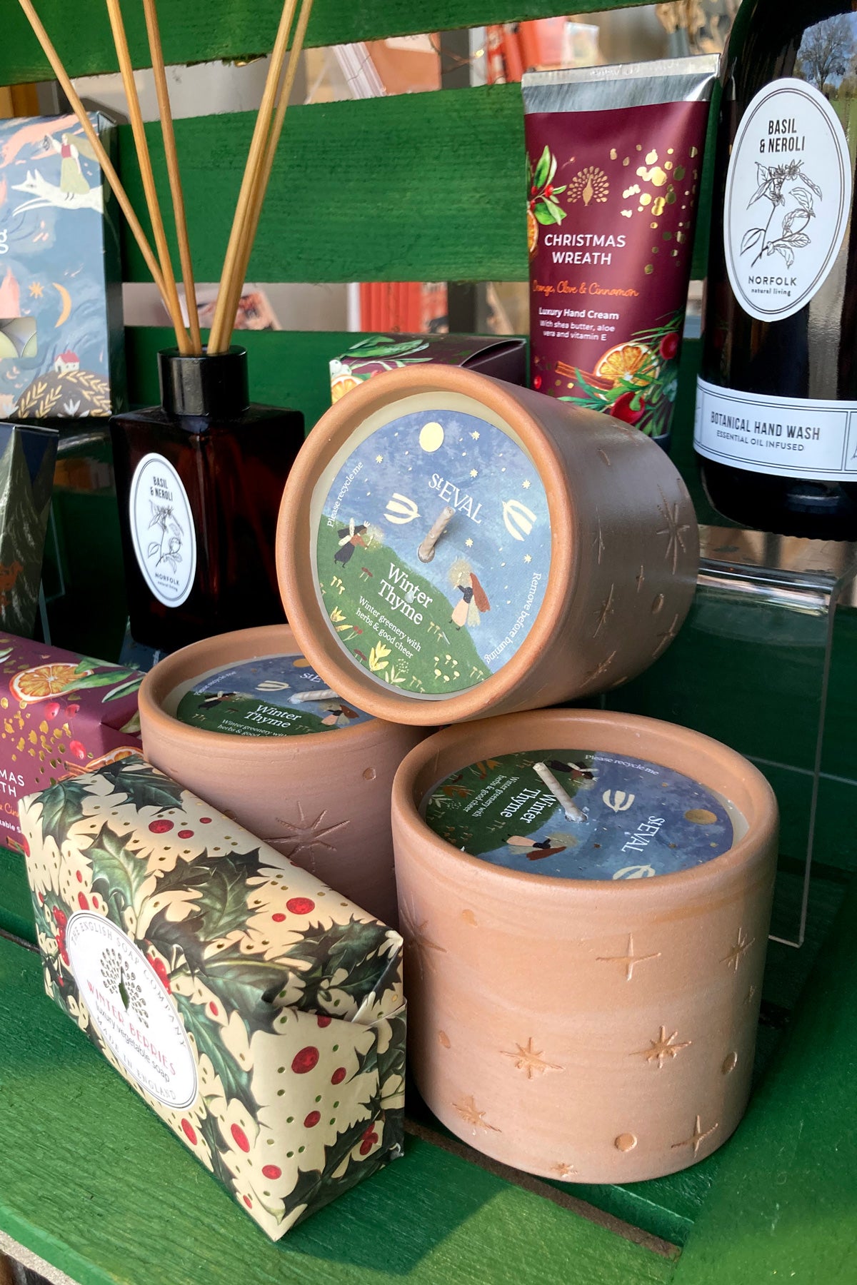 Winter Thyme Terracotta Star Gazy Pot Candle at The Royal Parks Shop