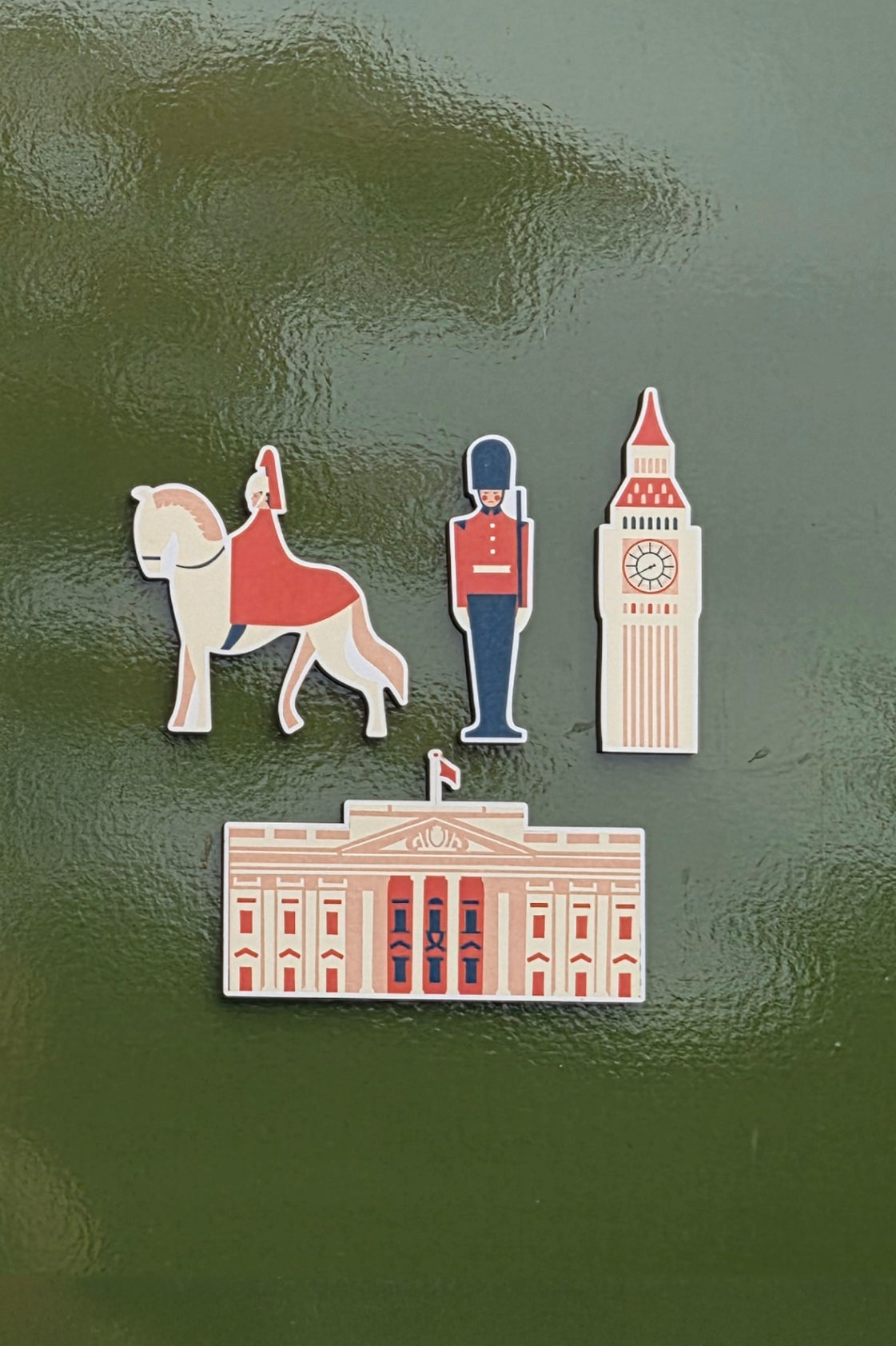 The Royal Parks London Wooden Magnet Set
