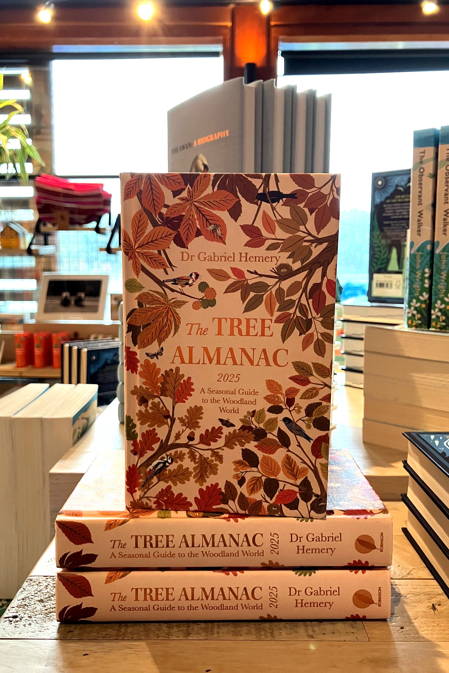 The Tree Almanac: A Seasonal Guide to 2025